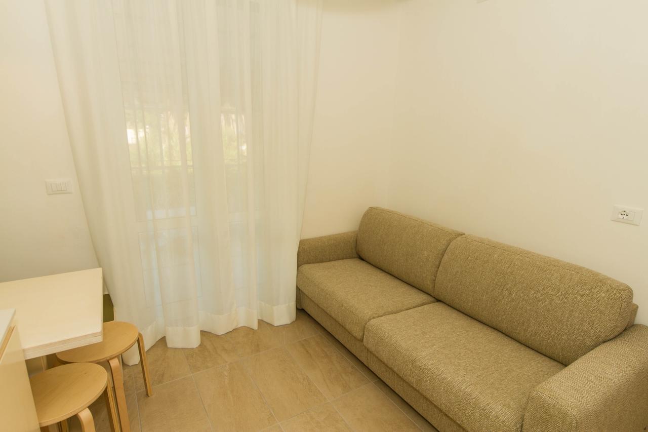 Residence Villa Ombrosa Spotorno Exterior foto